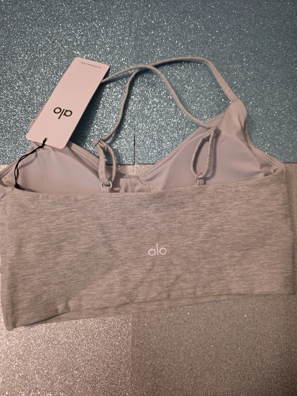 Alo Soft Highlight Bra - Picture 4 of 5